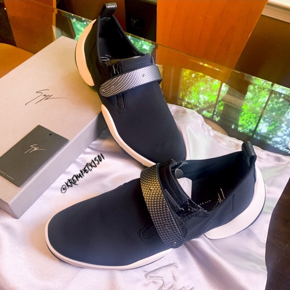 giuseppe zanotti⭐️ NIB carbon fiber strap trainers - Picture 13 of 13